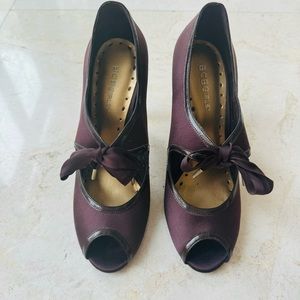 BCBG burgundy peep toe high heels size 9